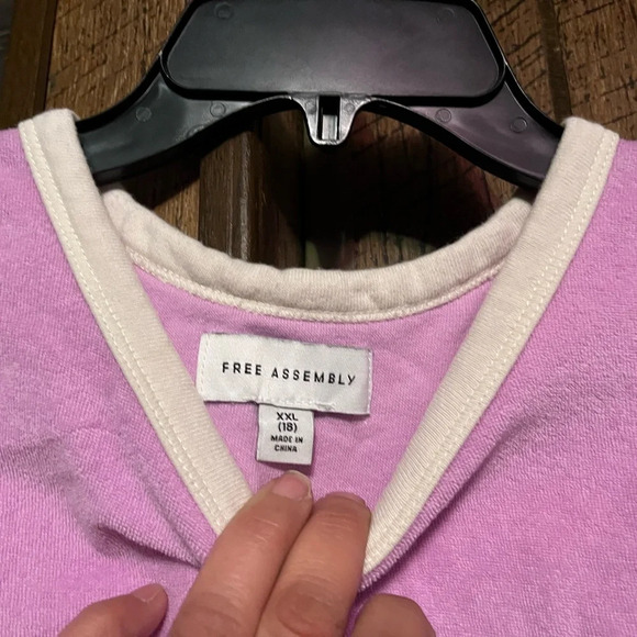 411* Pink and White Free Asseembky Terrycloth Crop Top Tank - Picture 2 of 2